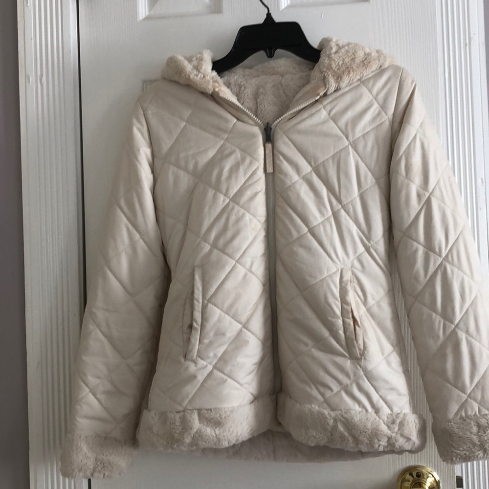 Reversible White Coat